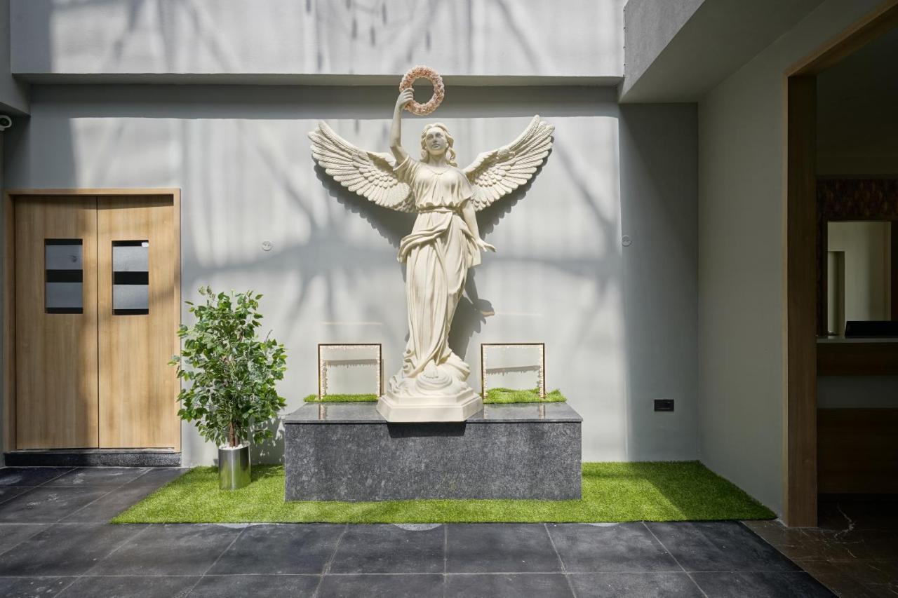The Galleria Hotel 拉杰果德 外观 照片